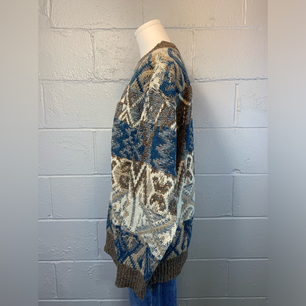Men's Blue and Brown Patterned Sweater - Picture 3 of 7